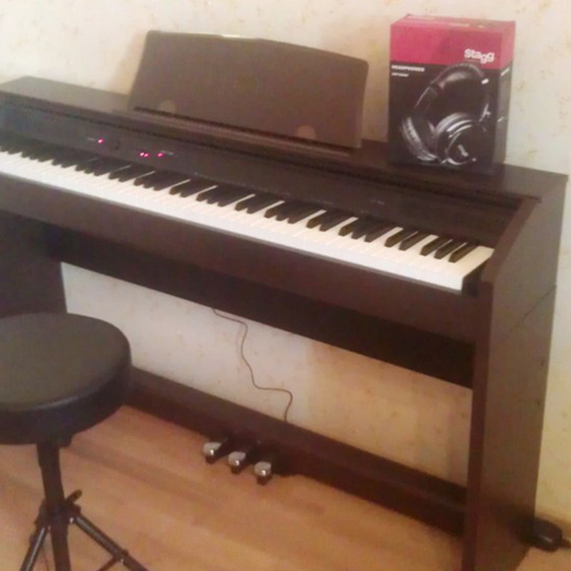 Casio PX-750BN
