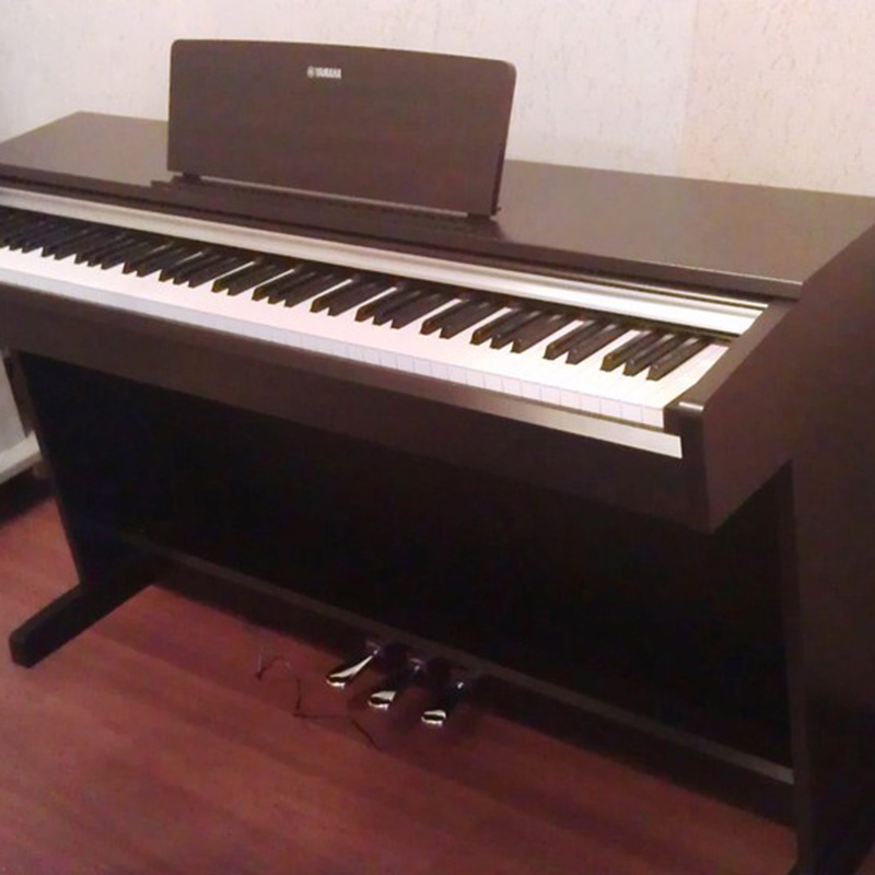 Yamaha YDP-142R