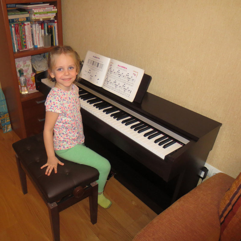 Yamaha YDP-142