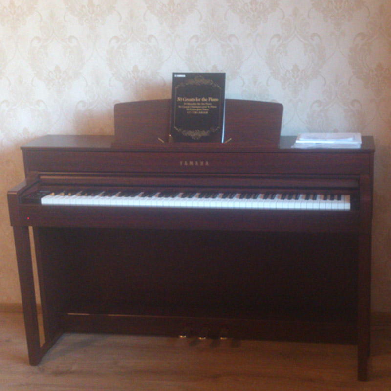 Yamaha CLP-545