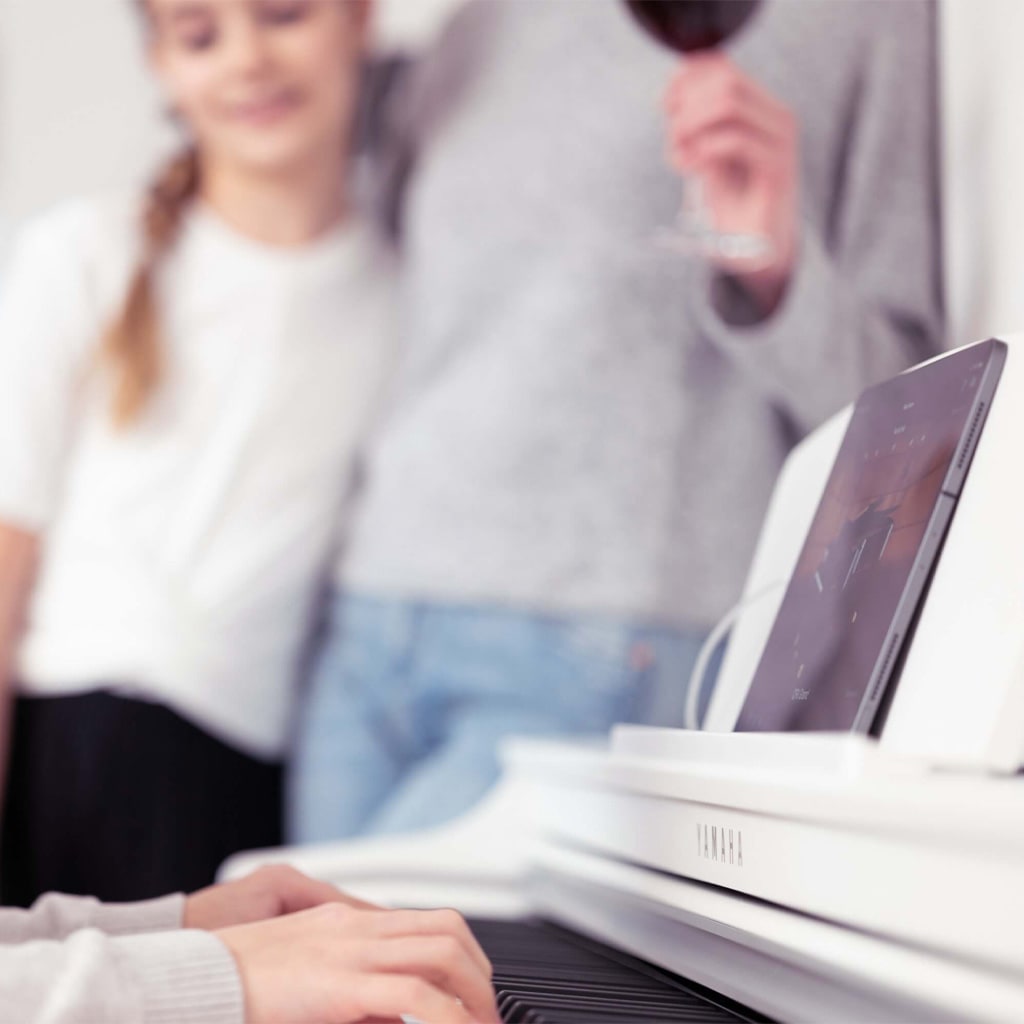 Yamaha Clavinova CLP-725 WH - белый — фото 6