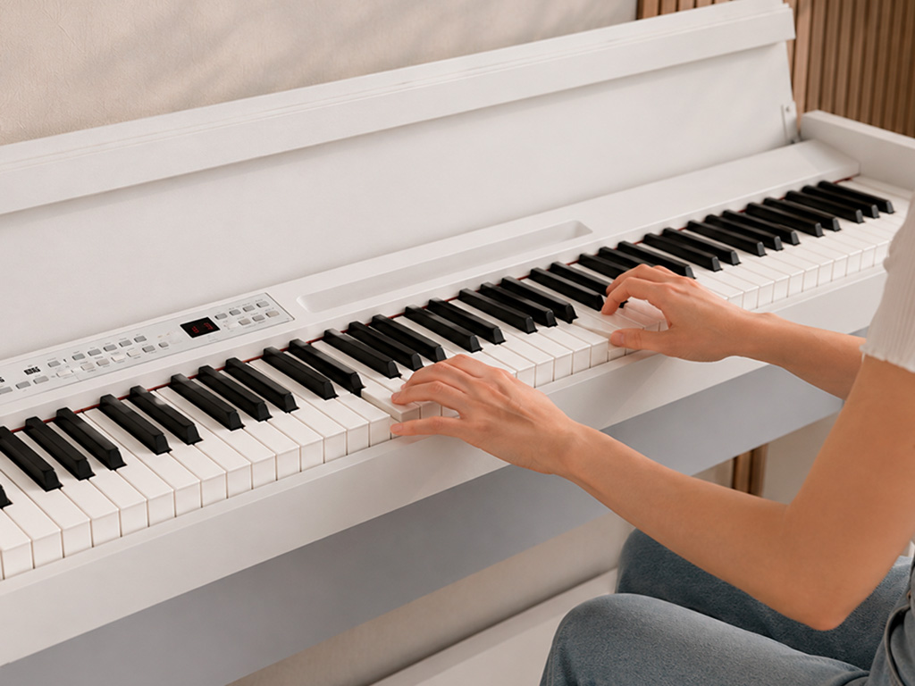 KORG_C1_Air_WH_3.jpg
